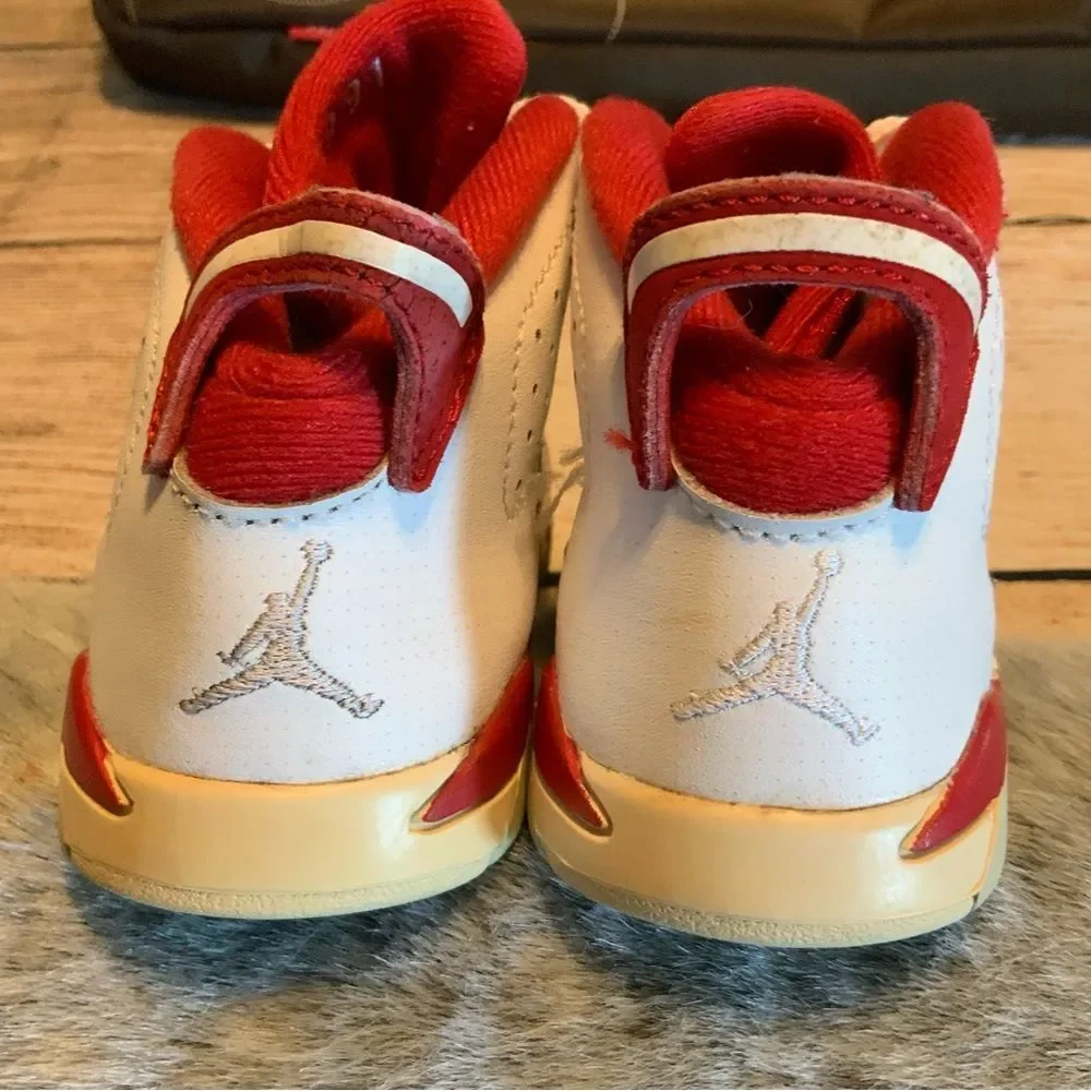 Nike Kids Air Jordan 6 Retro Red Shoes Size 6C